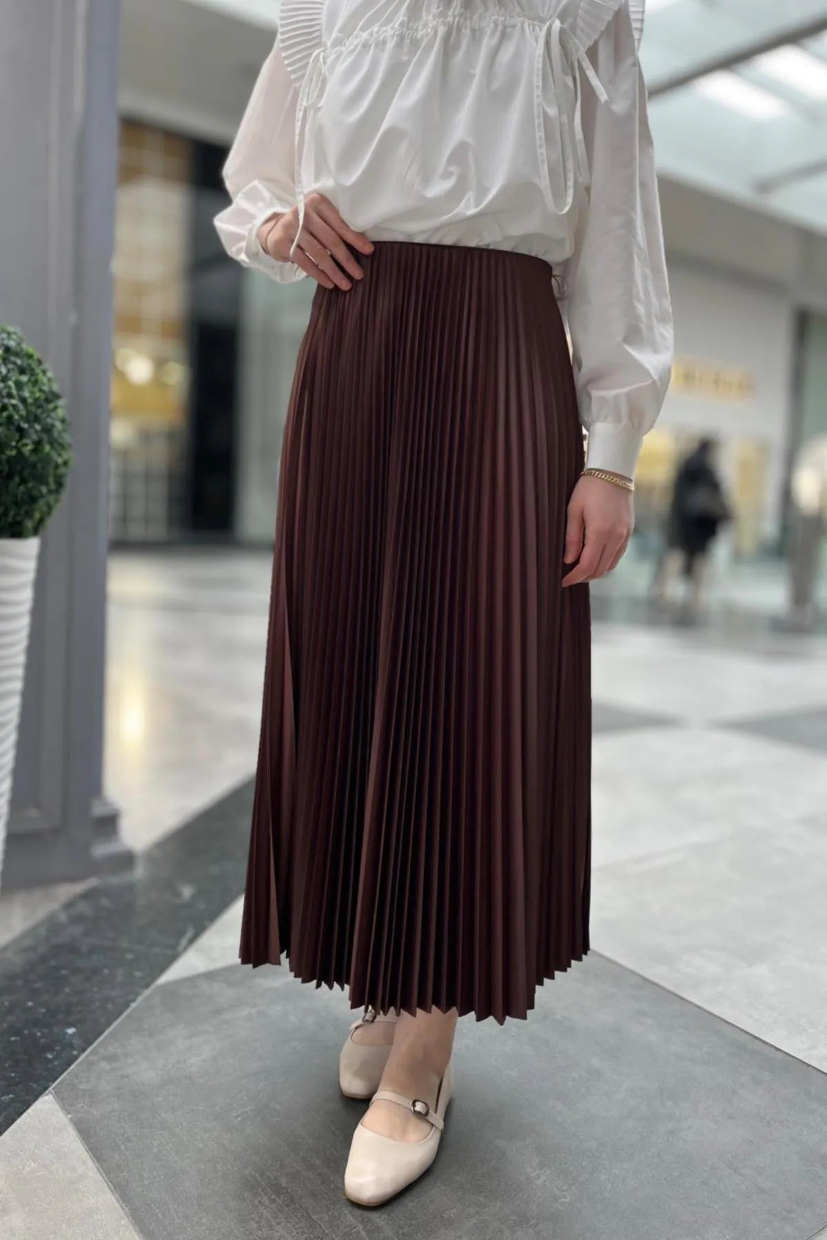 Elegant Pleated Long Skirt