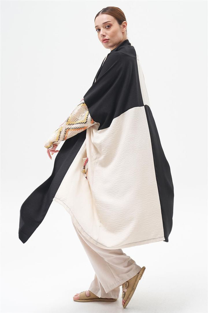 Cardigan / Abaya with Lace Sleeves
