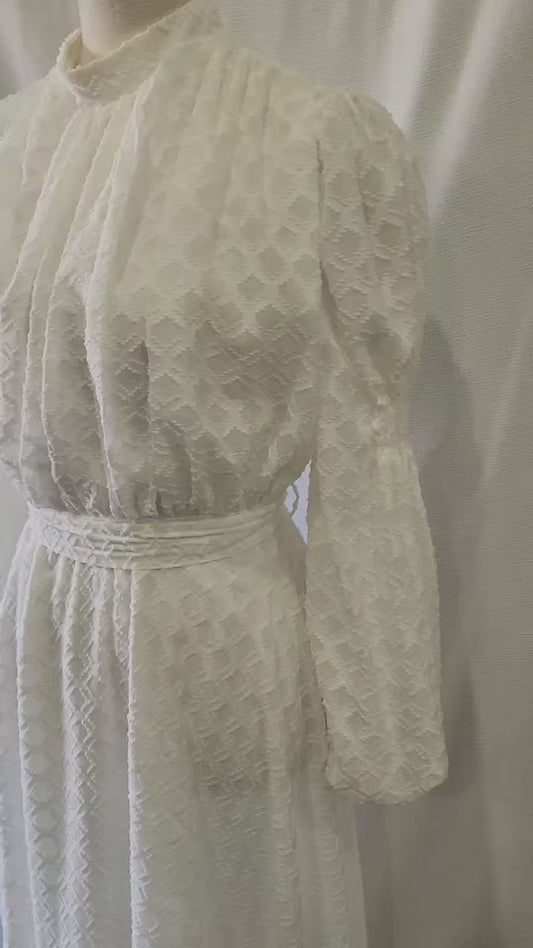 Lace Hollow Pattern Belted Tulle Dress